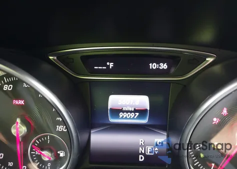 2018 Mercedes-Benz Gla 250 4Matic z USA, uszkodzony, nr VIN WDCTG4GB1JJ430021